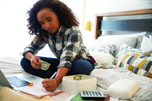 6 Steps to Help Teens Plan Financially for the Future